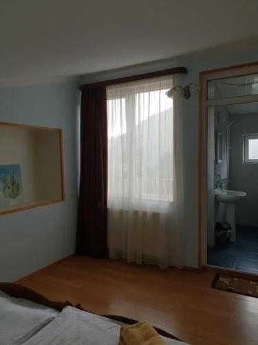 Степанцминда: Tsitsia and Stepan Guest House