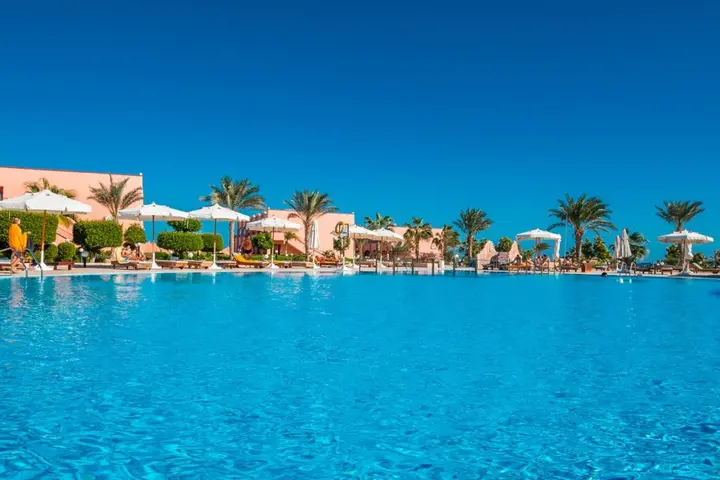 Марса Алам: Happy Life Beach Resort