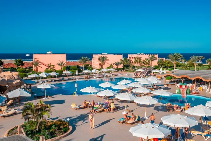 Марса Алам: Happy Life Beach Resort