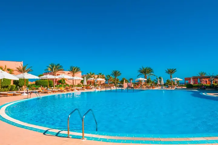 Марса Алам: Happy Life Beach Resort