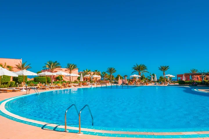 Марса Алам: Happy Life Beach Resort