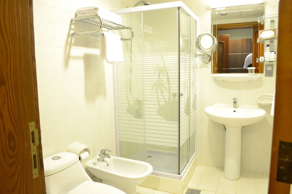 Гантут: Five Continents Ghantoot Beach Resort