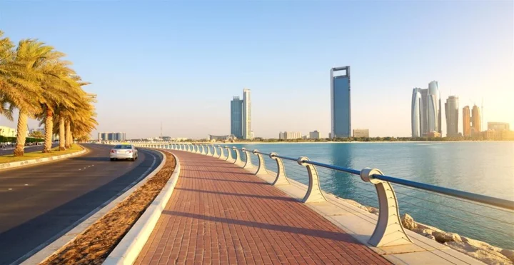 Абу-Даби: Апарт-отель Uptown Hotel Apartments Abu Dhabi