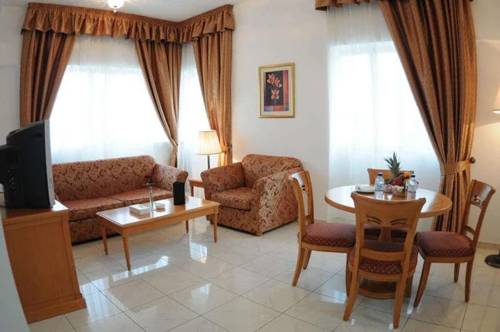 Абу-Даби: Апарт-отель Uptown Hotel Apartments Abu Dhabi
