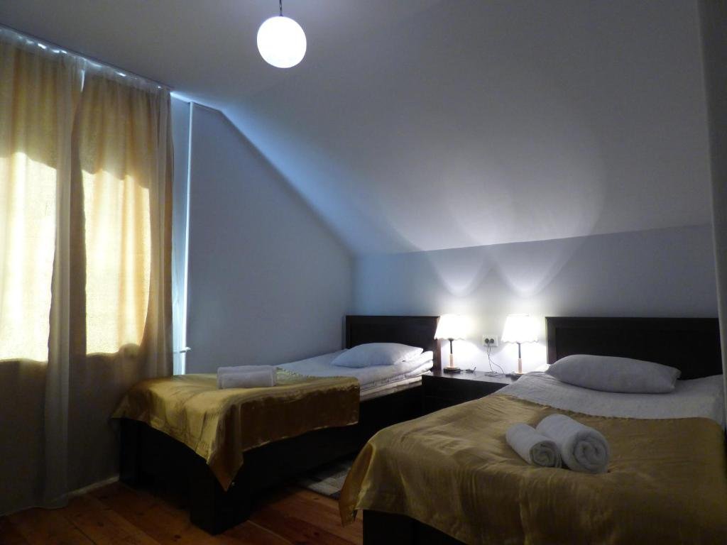 Степанцминда: Anano Guest House