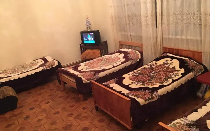 Ереван: Хостел Sakharov & Tours