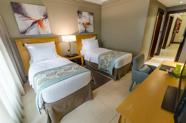 Дубай: Somewhere Hotel Apartment