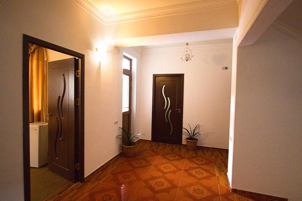 Горис: Noy Hotel