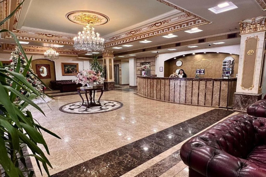 Ереван: Отель Royal Plaza