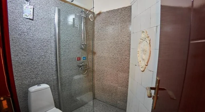 Тбилиси: Saint George Hostel