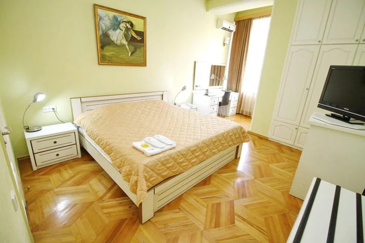 Тбилиси: Hotel Penthouse