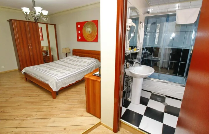 Тбилиси: Hotel Penthouse
