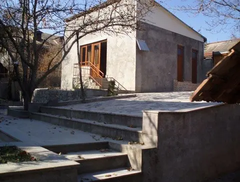 Дилижан: Dil Hill