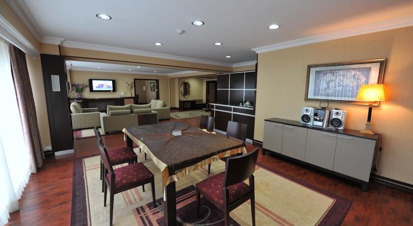 Нахичевань: Tebriz Hotel Nakhchivan