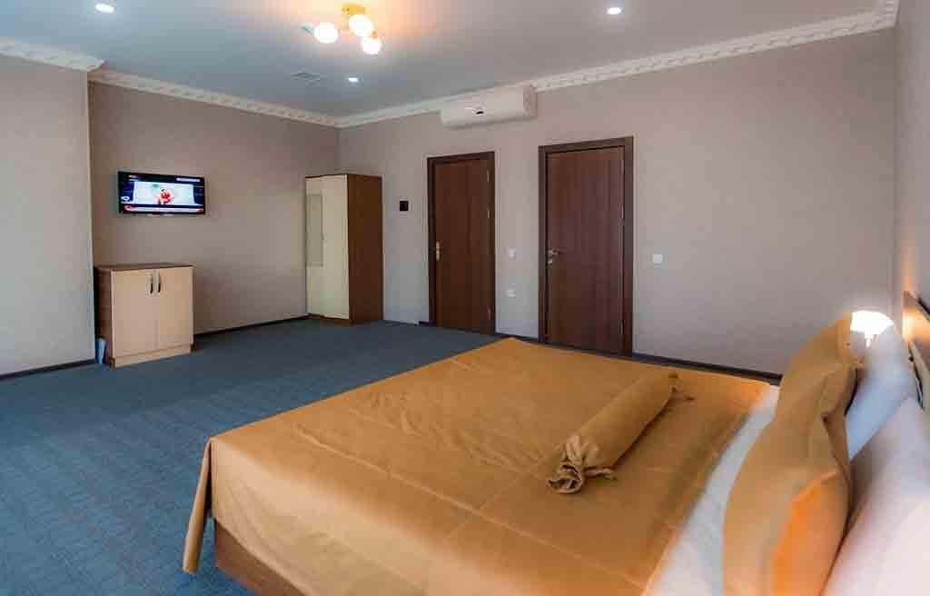 Баку: Swiss Hotel & Restaurant
