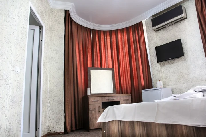Тбилиси: Отель New Palace Shardeni