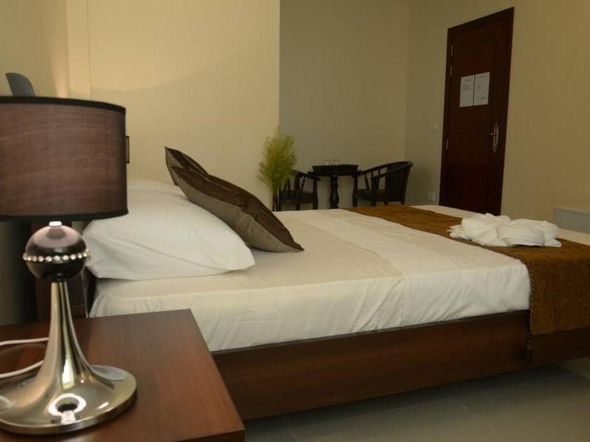 Хулхумале: Crystal Beach Inn