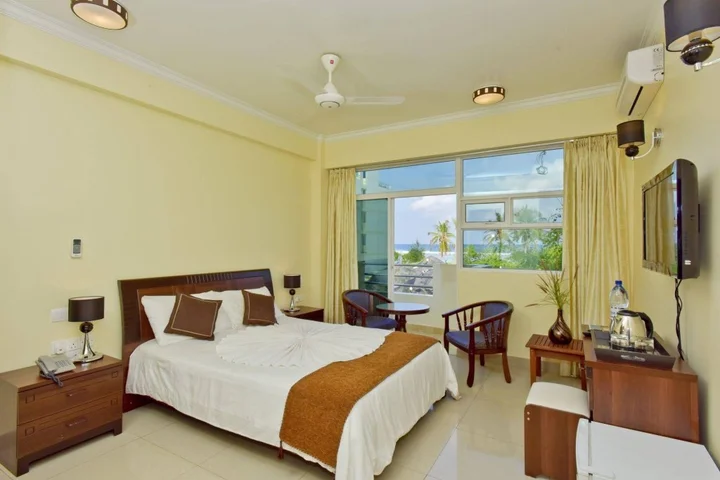 Хулхумале: Crystal Beach Inn