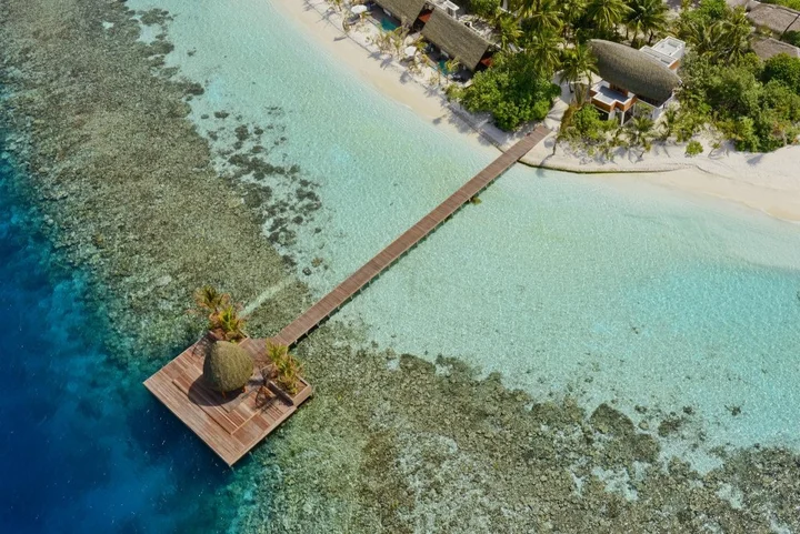 Атолл Алиф-Алиф: Курорт Kandolhu Maldives