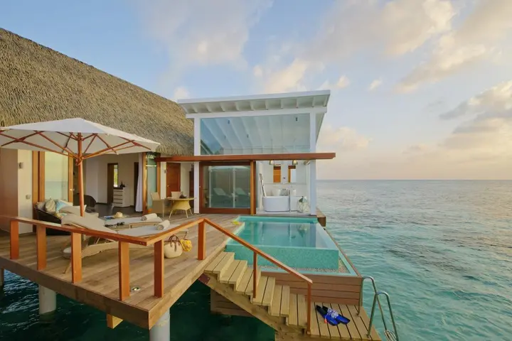 Атолл Алиф-Алиф: Курорт Kandolhu Maldives