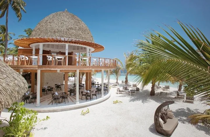 Атолл Алиф-Алиф: Курорт Kandolhu Maldives