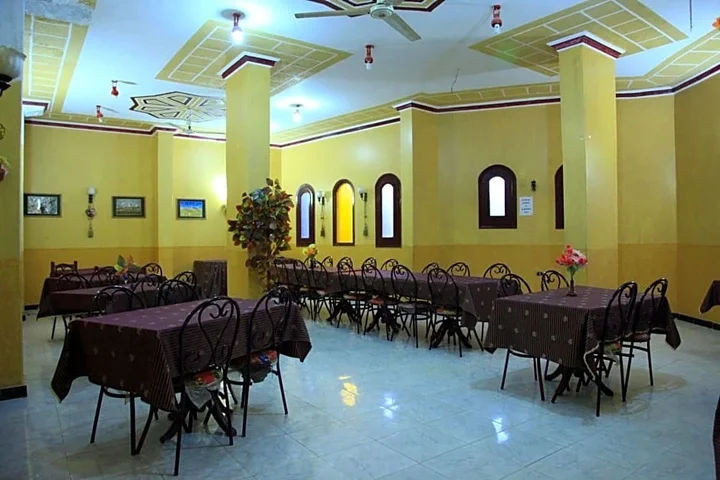Аль-Бавити: Western Desert Hotel & Safari