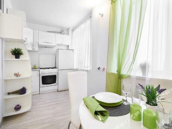 Гомель: PaulMarie Apartments on Karpovicha