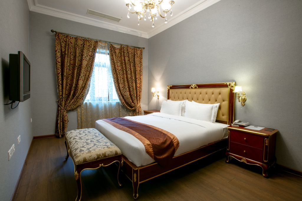 Баку: Отель Shah Palace