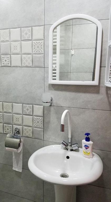 Тбилиси: Guest House Nona