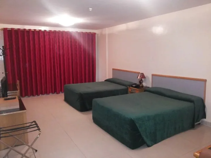 Шарджа: Al Buhairah Hotel Apartments