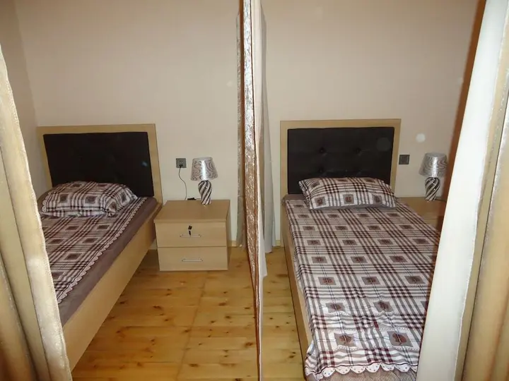 Баку: Khazar Guest House in Old City