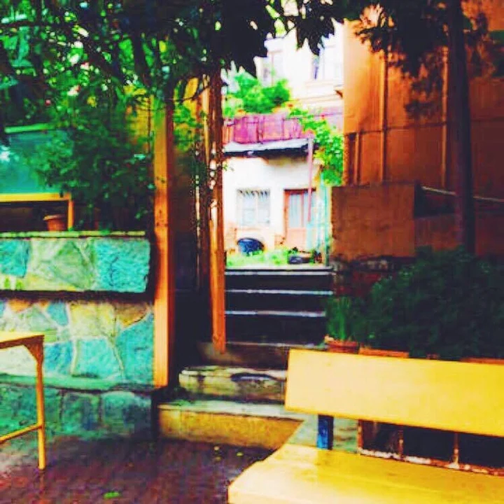 Тбилиси: Апарт-Отель in Old Tbilisi