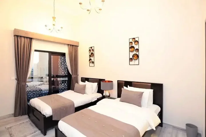 Дубай: Marbella Luxury 2 Bedrooms Balcony