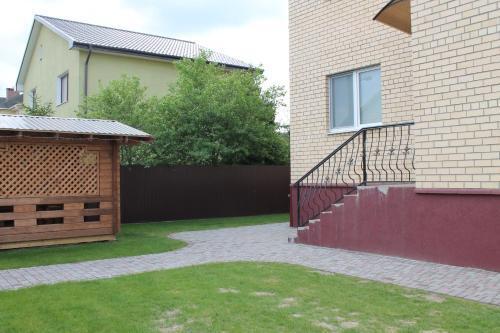 Брест: SergeApartHotel