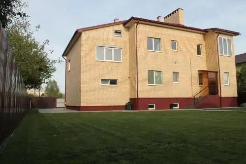 Брест: SergeApartHotel