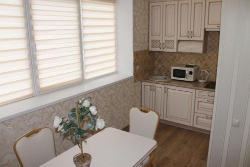 Брест: SergeApartHotel