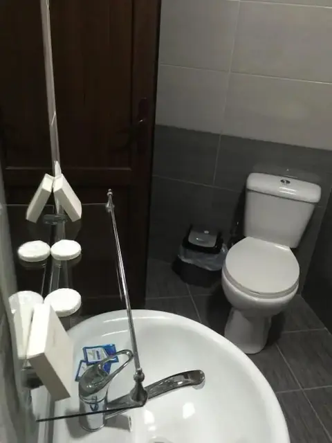 Кутаиси: Hotel Aisi