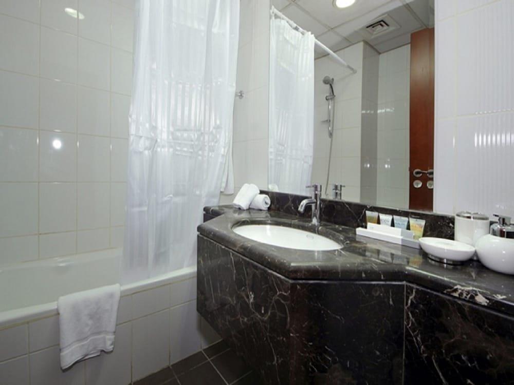 Дубай: Nice Studio In Down Town