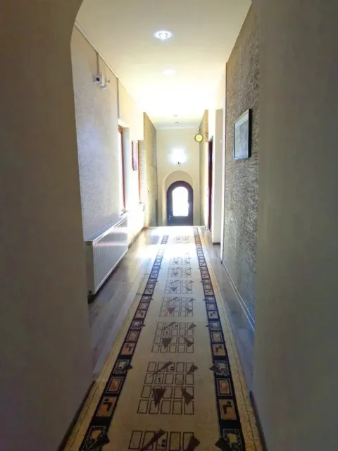 Тбилиси: Old Meidan Hotel