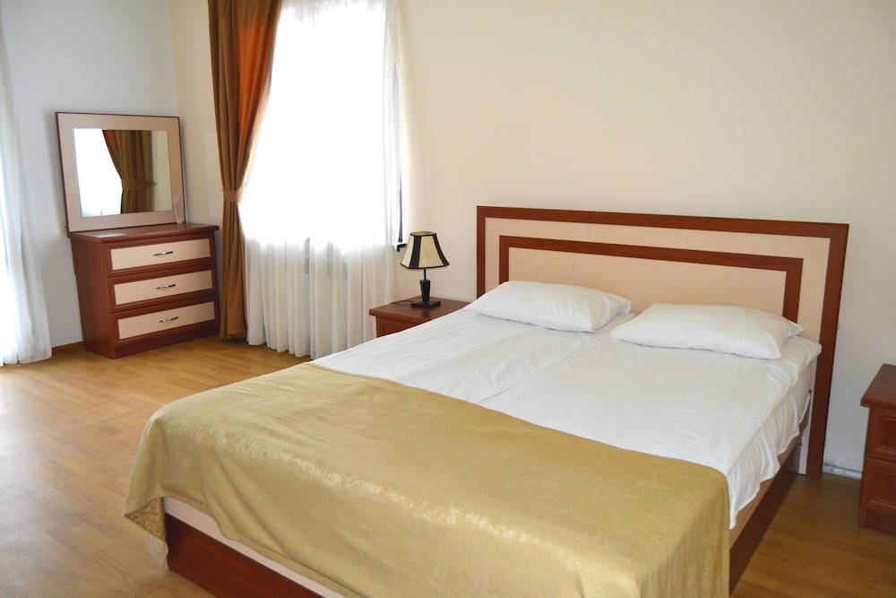 Дилижан: Ariana Family Hotel
