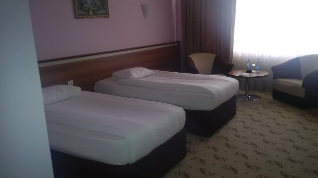 Мингечевир: River Side Hotel