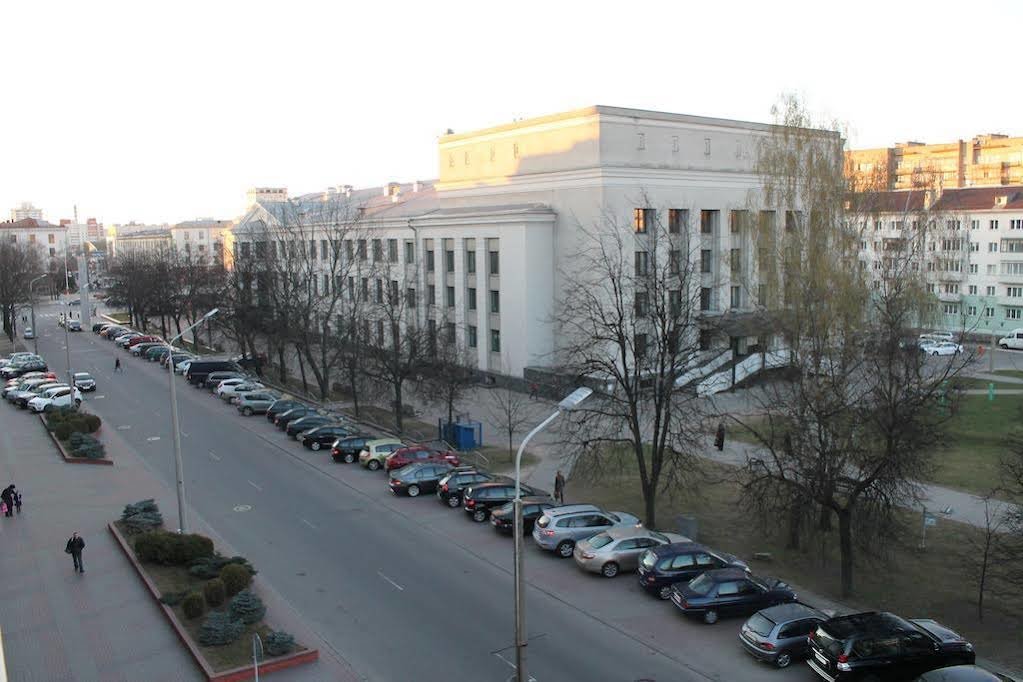 Апартаменты на площади Якуба Колоса — фото 2