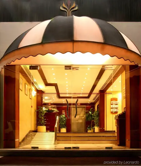 Абу-Даби: Mourouj Hotel Apartments