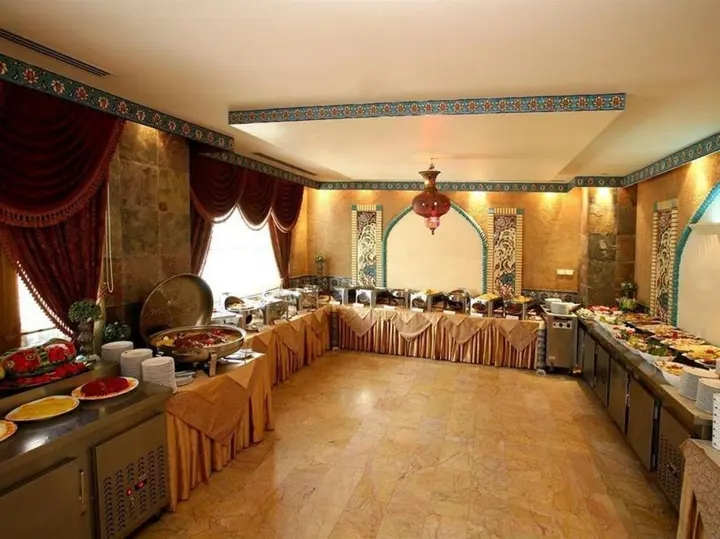 Абу-Даби: Mourouj Hotel Apartments