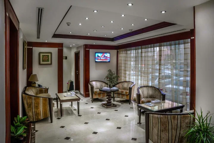 Абу-Даби: Mourouj Hotel Apartments