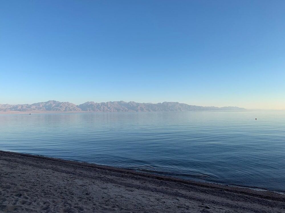 Нувейба: Sayadeen Village