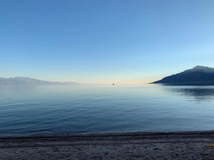 Нувейба: Sayadeen Village
