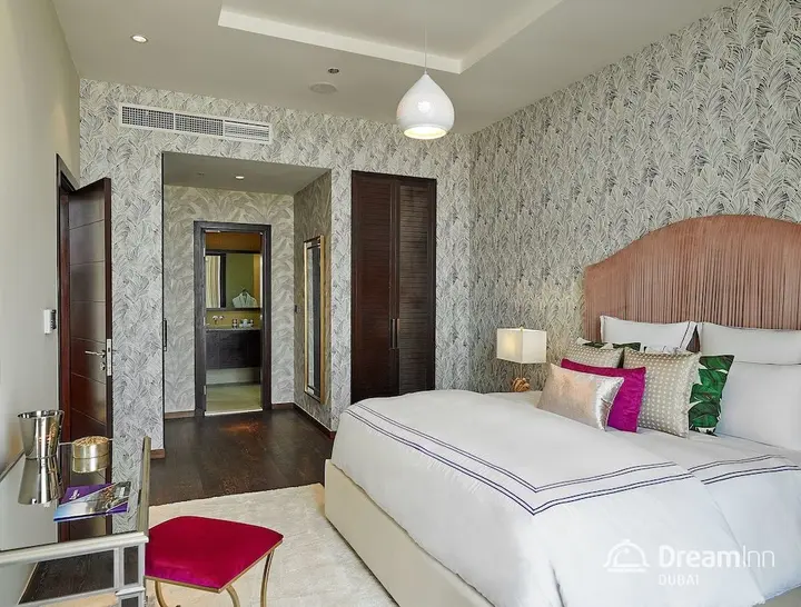 Дубай: Tiara Apartment