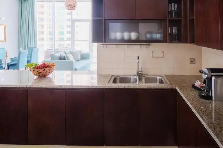 Дубай: Tiara Apartment