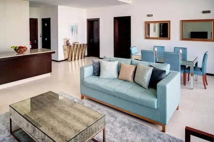 Дубай: Tiara Apartment